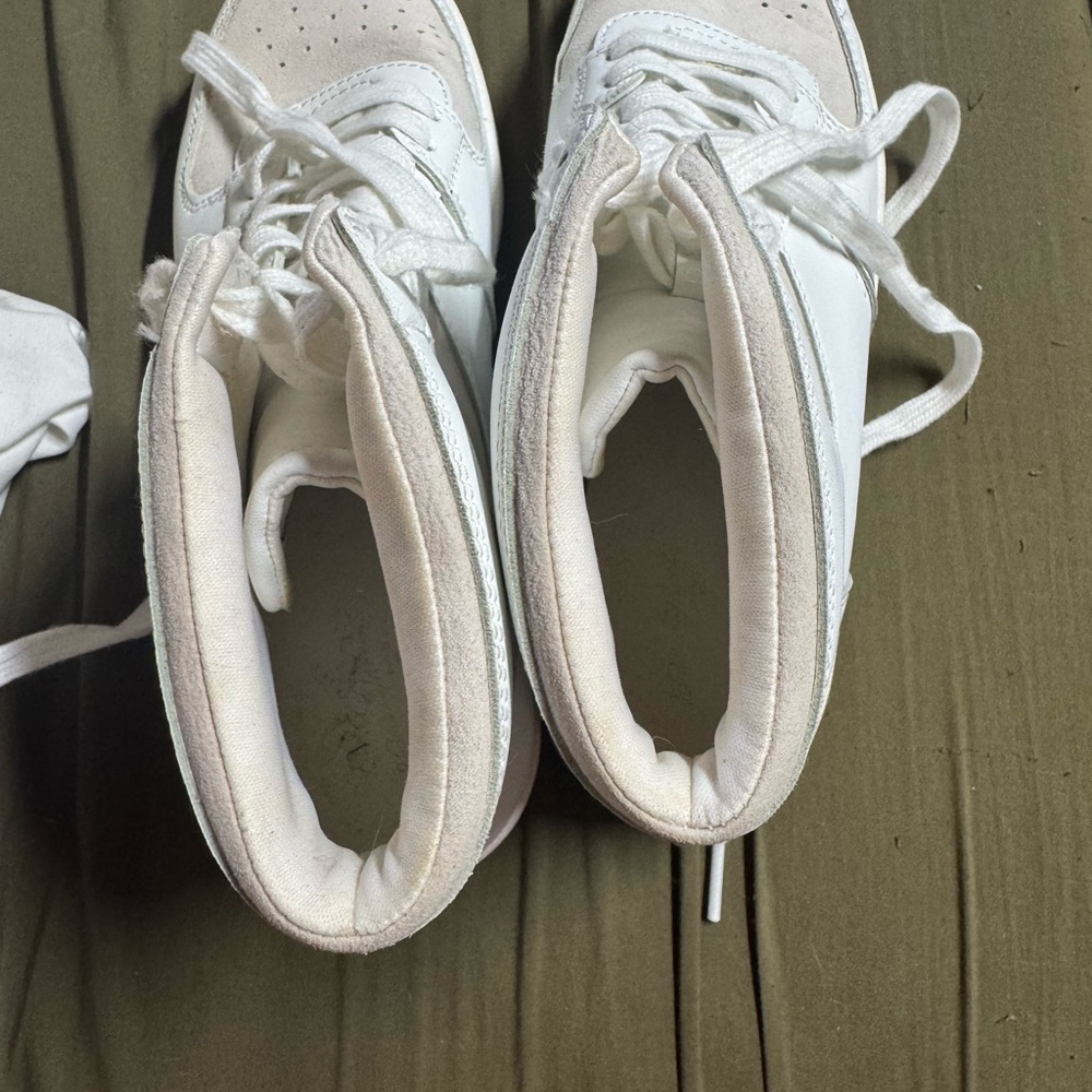 Universal Thread Women's White High-Top Sneakers - Picture 6 of 6